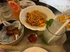 -22ºN BISTRO西餐&酒馆(石奥商业街店)