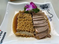 -七的湖·晚芳亭·阳澄湖农家菜·大闸蟹(莲花岛店)