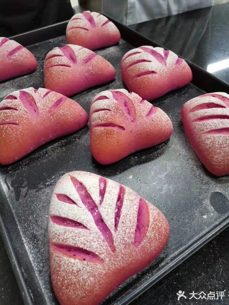 真香警告7215红红火火的火龙果面包