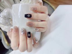 -芊冉•美甲美睫纹绣