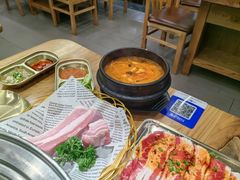 -青瓦餐厅·生鱼片·韩园烤肉(西塔店)