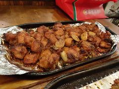 -老东镇啤酒屋海鲜加工·蒸汽海鲜·海鲜烧烤(台东店)