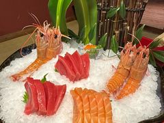 -万岛日本料理铁板烧(梅赛德斯奔驰店)