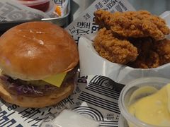 -TRIPS BURGER(大钟寺店)