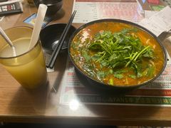 -肥汁米蘭香港米线(定西路店)