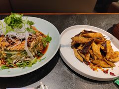 -五谷丰登农家院·地道胶东菜·海鲜烧烤(威海店)