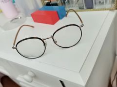 -MiRi眼镜连锁·蔡司·尼康控优点合作店(莘庄店)