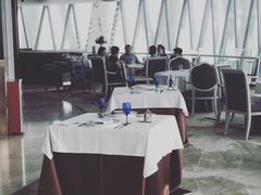-广州塔卢特斯法国旋转餐厅