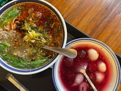 -云阿蛮云南生烫牛肉米线(奉贤路店)