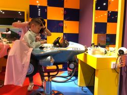 -Mini Me儿童美发王国(友好时尚购物城店)