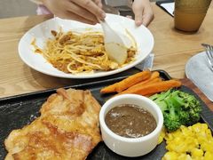 -菲利斯·西餐厅(万民城店)