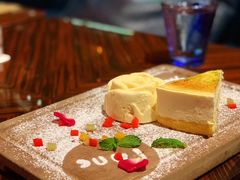 自制焦糖坚果冰糕-YUE·6·西式融合餐厅(外滩六号店)