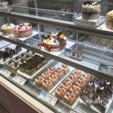 上学时经常吃的品牌现在家门口就有了草莓季的新品真的爱了