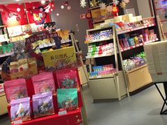 -良品铺子(白云新世界店)