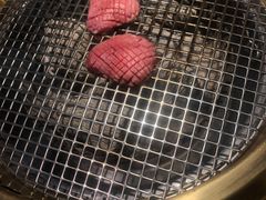 -铭牛烧肉·和牛海鲜自助(高新月牙湖店)