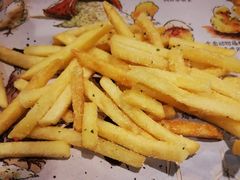 洋葱乳酪摇摇薯-麦当劳(浦珠路得来速店)