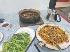 -天宝食坊·啫啫煲大排档(西华路店)