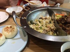 -小鱼小牛·鱼牛干锅·脆鱼火锅(世欧广场店)