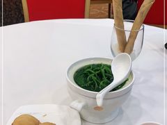 -凤凰楼酒家·粤宴点心(华强北店)