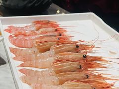 -雍容荟帝王蟹活龙虾展台自助(IFS黑金店)