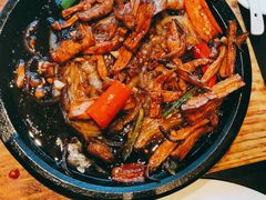 砂锅烧山菌-老牌坊鲁菜名店(美莲广场店)