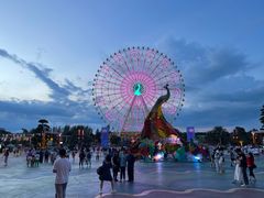 -七彩云南欢乐世界