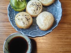 混拼招牌生煎-鑫震源·苏式大虾生煎(山塘街店)