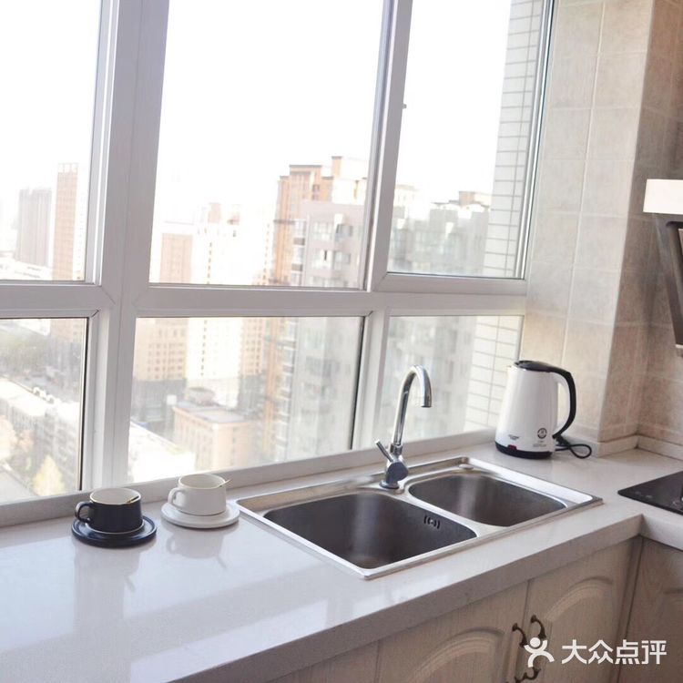 那是一个文青们，直男都愿意在里头自己独处好几天的地方