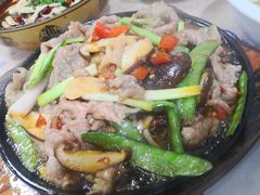 铁板牛肉-洪霞餐馆