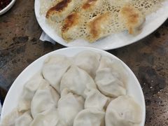 -周家大连水饺(美专校街店)