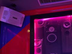 -UK派对KTV(日月广场店)