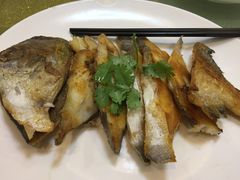 香煎白鲳-兴龙酒店(合作路店)