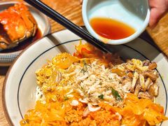 -蟹黄鱼·海派深夜面馆(巨鹿路店)