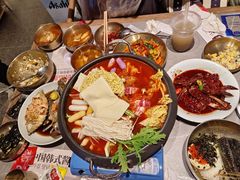 -草家酱蟹炭火烤肉店(珲春南路一店)