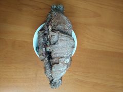 黑金牛角包-YUMI芽米·法式烘焙·咖啡(文化宫店)