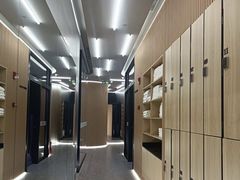 -Z&B Fitness Studio·Gym(前滩L+PLAZA店)