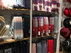 -名创优品(天河区正佳广场二店)