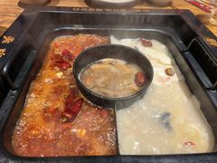 -老牌坊云南鱼豆花火锅(爱建店)