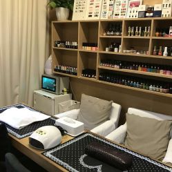 -CARR SALON