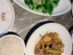 -前海沿·青岛菜(李沧万达店)