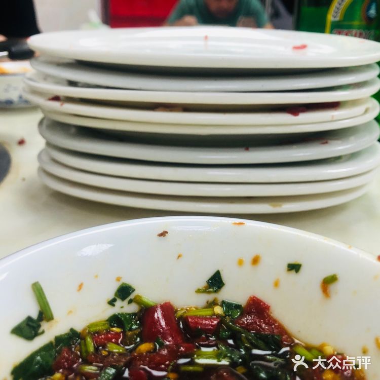 牛骨髓第一次吃很弹牙，第一次吃哈哈～然后我们又点了一盘