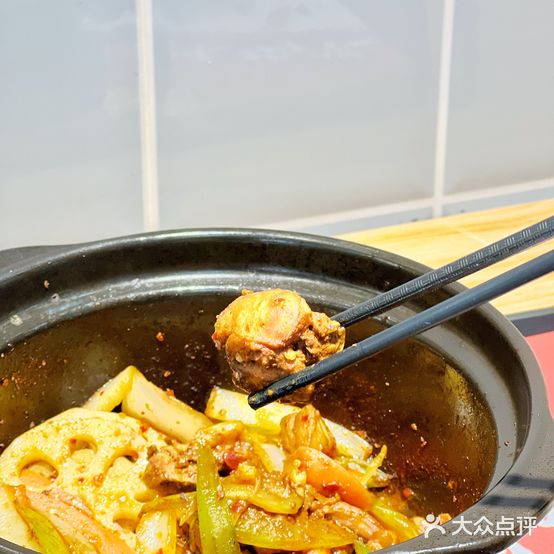 鲜奇味鸡煲(蓝天路店)
