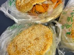 -三兄弟高炉烧饼