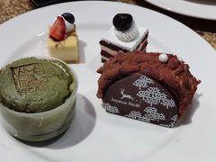 -怡咖啡海鲜自助餐厅(浦东香格里拉店)