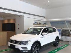 -陕西富源上汽大众4S店(明德门店)