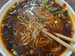 -杨家米粉(千禧公寓店)