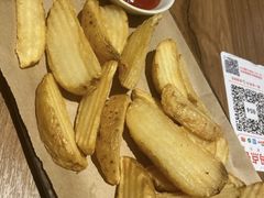 脆糯糯薯角-必胜客(联投东方店)