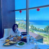 三亚｜自带海景的海鲜店🦞还有坠好喝的椰汁 
