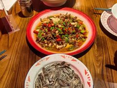 -黄弟大排档·湖南菜·小龙虾·小海鲜(凯旋北路店)
