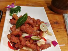 -老滇山寨•云南特色菜•地方菜•民族风情歌舞表演(金碧店)